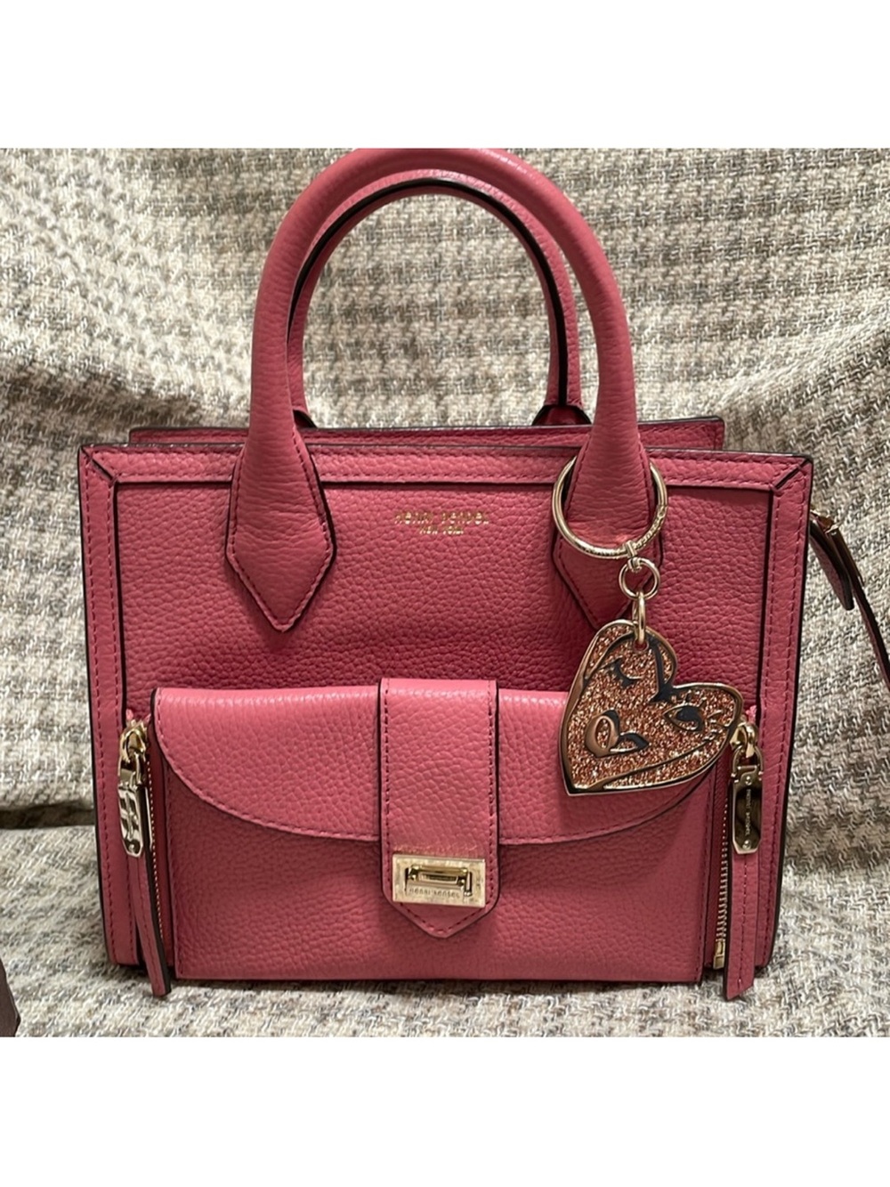Henri Bendel Rivington Pebbled Leather Tote / Shoulder Bag w/HB Heart Bag Charm